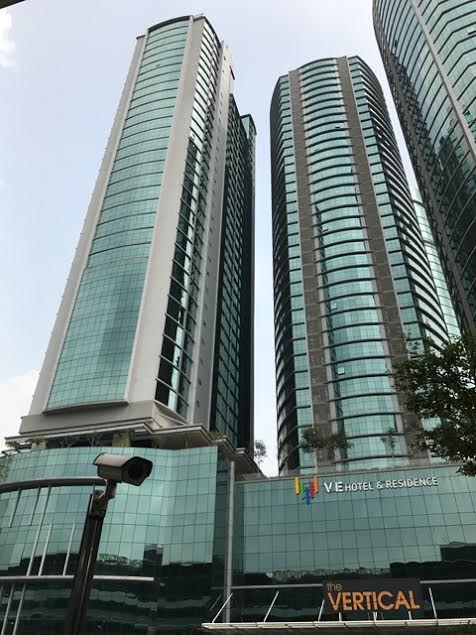 vertical office bangsa south office for rent