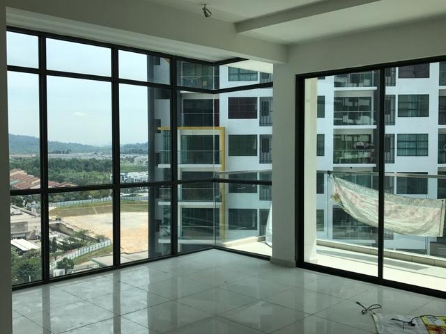 Zeva apartment for sale equine south Seri Kembangan Selangor