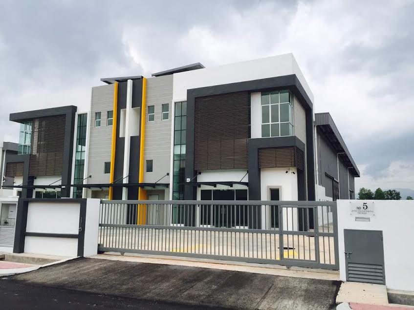 sungai purun industrial park semenyih semi d factory for sale or rent