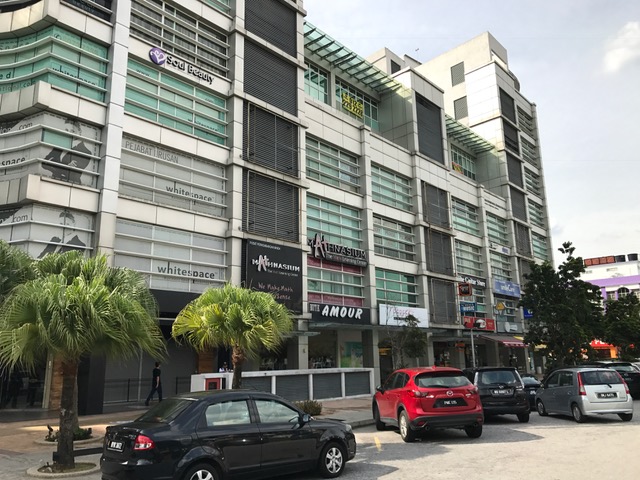 Puchong Jaya Selangor boulevard retails and office for sale and rent