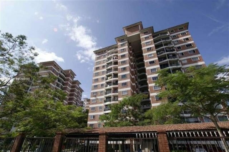 Flora Green Condominium, Bandar Sungai Long