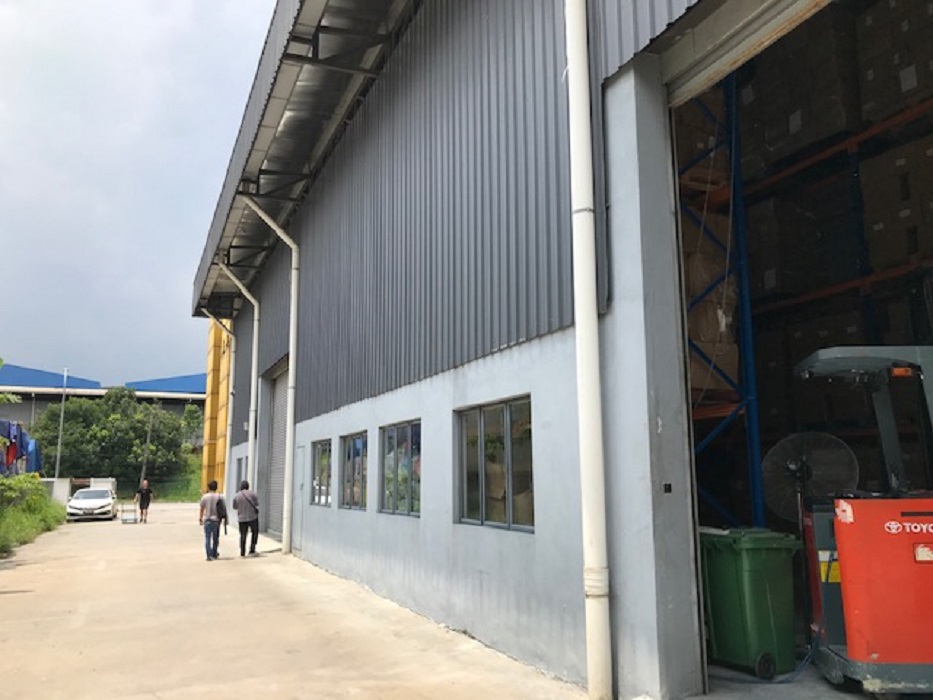 Bandar Teknology Kajang semi-d factory for sale