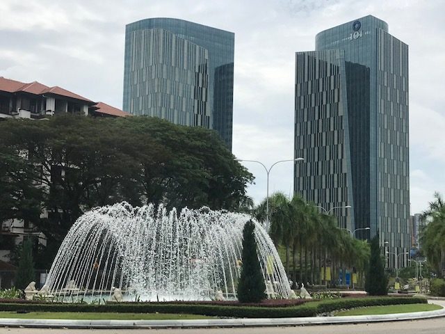 IOI resort city service apartment for sale and rent