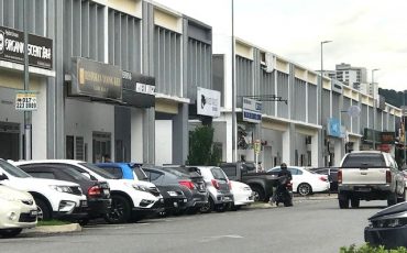 Puchong 1.5 story Commercial shop for rent 47100 Puchong