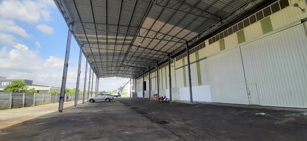 Warehouse for rent, at Puchong Selangor