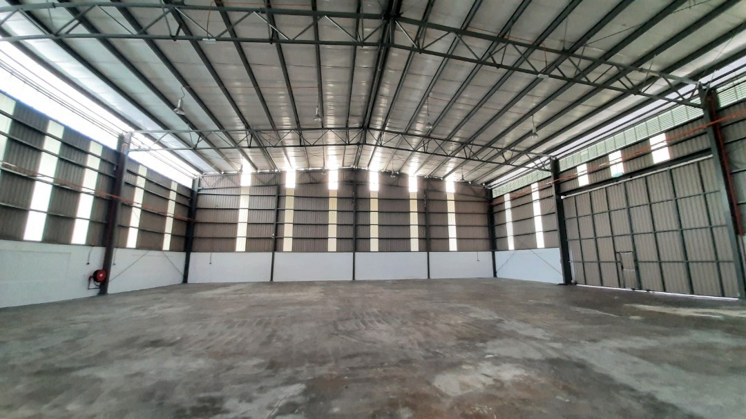 Warehouse for rent, at Puchong Selangor