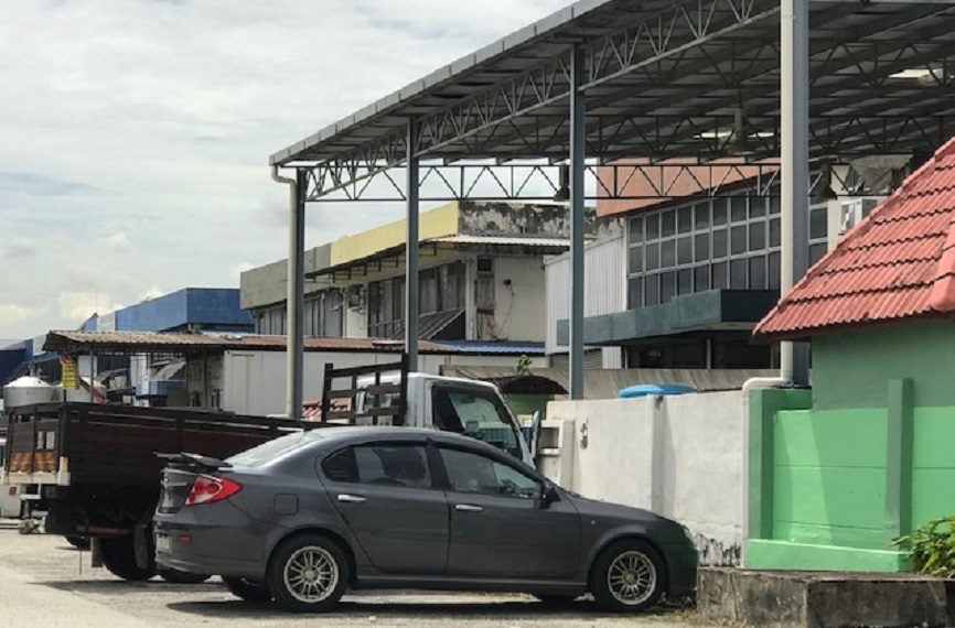 Subang Jaya factory for rent – 1.5 story semi-d