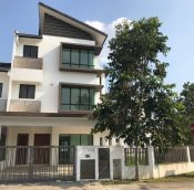  Sierra 6 house for sale @ Bandar 16 Sierra Puchong