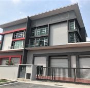 perdana industrial park puchong